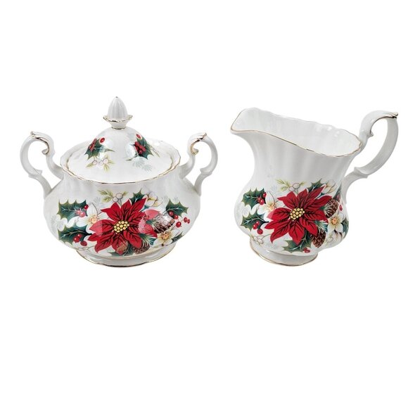 Royal Albert Bone China England Poinsettia Creamer Covered Sugar Bowl Set - Picture 1 of 15
